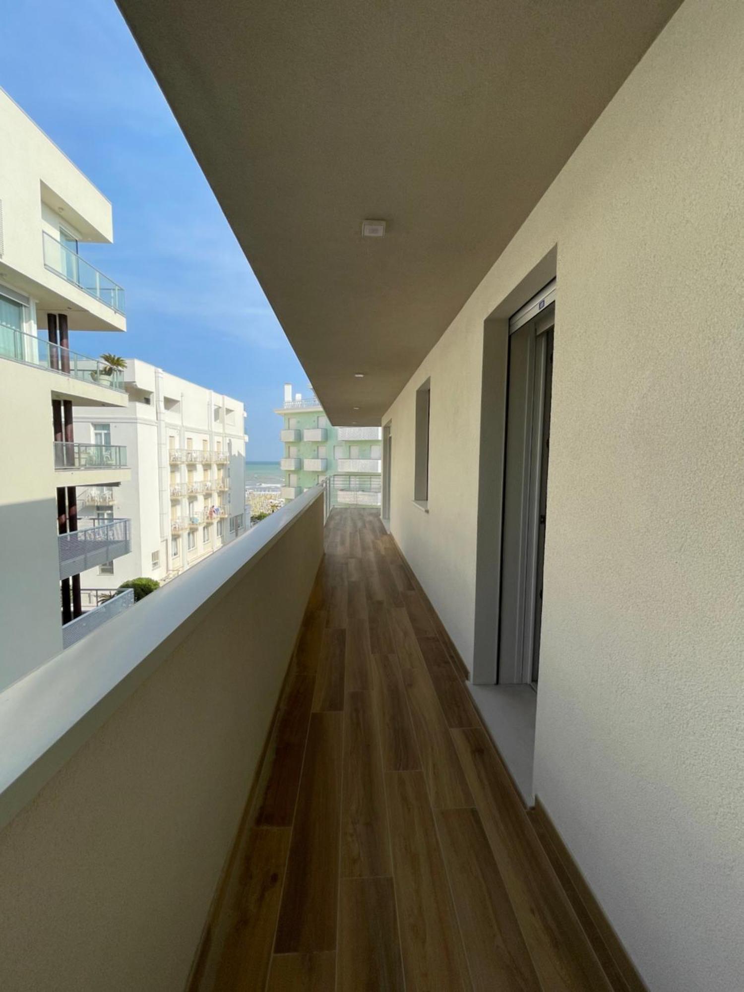 Marina Dream Beach Apartments With Sea View Terrace - Agenzia Cocal Caorle Extérieur photo